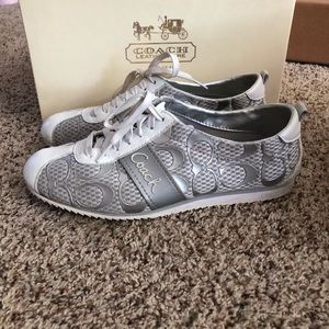 Coach Fedora White size 8